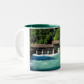 Interlaken West in Zwitserland Tweekleurige Koffiemok (Voorkant links)