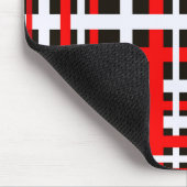 Interlocking Stripes Black White Red Muismat (Hoek)