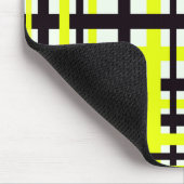 Interlocking Stripes Black White Yellow Muismat (Hoek)