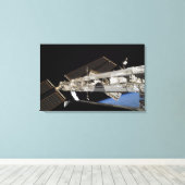 Internationaal ruimtestation 10 canvas afdruk (Insitu (Houten vloer))