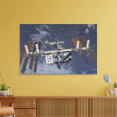 Internationaal ruimtestation in baan om aarde canvas afdruk (Insitu (Woonkamer))