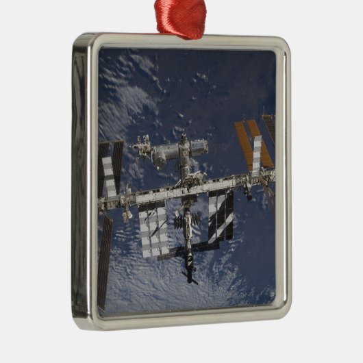 Internationaal ruimtestation in baan om aarde metalen ornament (Rechts)