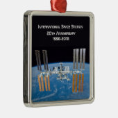 Internationaal Ruimtestation ISS 20e Jubileum Metalen Ornament (Rechts)