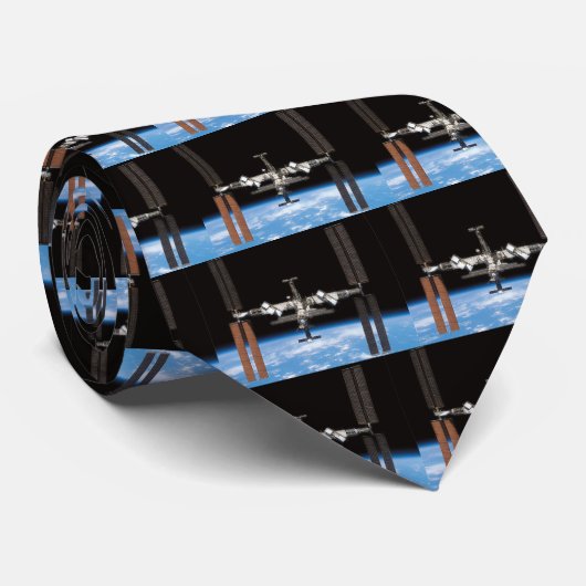 Internationaal ruimtestation stropdas (Opgerold)