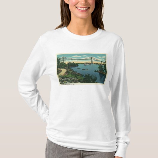 International Bridge American Span Uitzicht # 2 T-shirt (Voorkant)