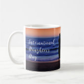 Internationale Dochterdag Koffiemok (Links)