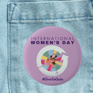 Internationale Vrouwendag 2026 Geef Om Te Krijgen Ronde Button 5,7 Cm