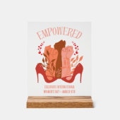 Internationale Vrouwendag EMPOWERED Fists Stiletto Acryl Bord (Voorkant)