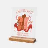 Internationale Vrouwendag EMPOWERED Fists Stiletto Acryl Bord (Hoek)