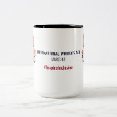 Internationale Vrouwendag | IWD 8 maart Tweekleurige Koffiemok (Center)