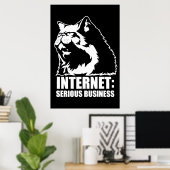 Internet: Serious Business (lolcat grappig shirt) Poster (Thuiskantoor)