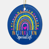 Interventiespecialist regenboogleraar terug naar keramisch ornament (Links)