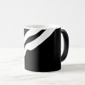 Into the Deep: Abstract Zwart & Wit Magische Mok (Voorkant rechts)