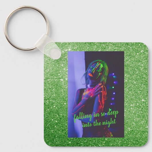 Into the Night Green Faux Glitter Sleutelhanger (Voorkant)