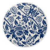 Intricate blue floral pattern on light background keramische knop (Voorkant)