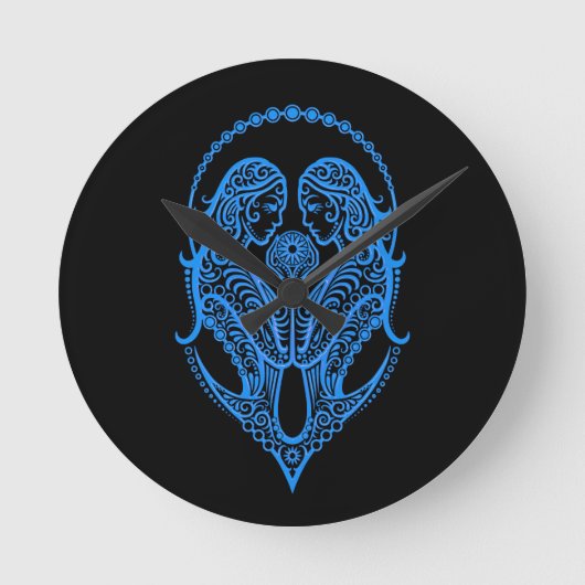 Intricate Blue Gemini Zodiac op Black Ronde Klok (Voorkant)