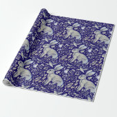 Intricate Blue Rabbit Bird Morris Style Pattern Cadeaupapier (Uitgerold)