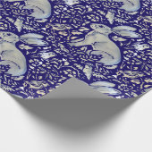 Intricate Blue Rabbit Bird Morris Style Pattern Cadeaupapier (Hoek)