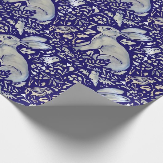 Intricate Blue Rabbit Bird Morris Style Pattern Cadeaupapier (Hoek)