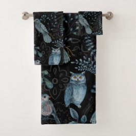 Intricate  floral and paisley  pattern  bad handdoek