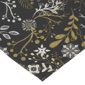 Intricate floral pattern with gold and white  korte tafelloper (Hoek)