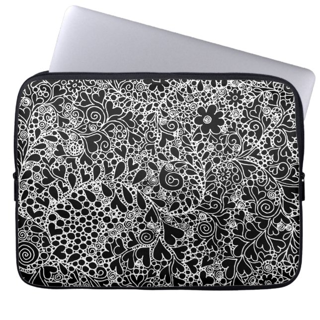 Intricate Hand-Drawn Floral Lace Pattern  Laptop Sleeve (Voorkant)