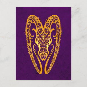 Intricate Yellow Aries Zodiac op Paars Briefkaart