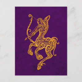 Intricate Yellow Sagittarius Zodiac op Paars Briefkaart