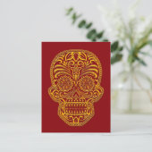 Intriciteit gele suikerschedel op rood briefkaart (Staand voorkant)