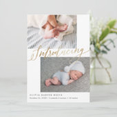 Introductie van Multi Photo Gold Script Birth Aankondiging (Staand voorkant)