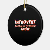 Introvert Artiest Keramisch Ornament (Links)