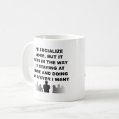 Introvert Blijf Thuis Grappige Mok of Reisbeker (Voorkant links)