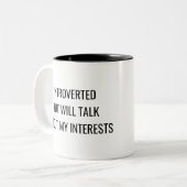 Introvert Humor Mok – Herkenbaar Persoonlijkheidsc (Voorkant links)