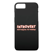 Introvert... ik denk er niet aan. Case-Mate iPhone case (Achterkant)