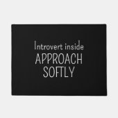 Introvert Inside Approach Softly Funny Introvert Deurmat (Voorkant)