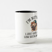 Introvert Mops Low Sociale Batterij Mok (Midden)