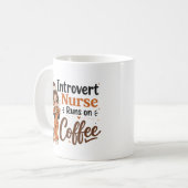 Introvert Verpleegster Koffiemok Grappige Hallowee (Voorkant links)