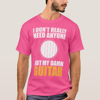 Introverte gitarist heeft alleen gitaar nodig om v t-shirt