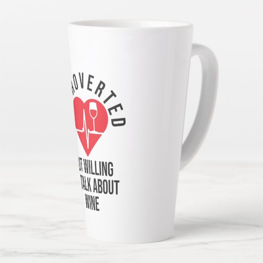 Introverte maar bereid om over de Mok van wijn te  (Rechterhoek)