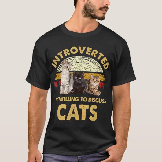 Introverted, maar bereid om katten te bespreken.. t-shirt (Voorkant)