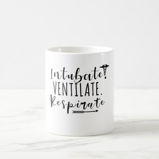 Intuberen. Ventileren. Respireren Koffiemok (Center)