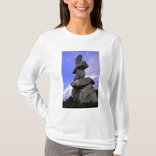 Inukshuk, Northwest Territories, Canada T-shirt (Voorkant)
