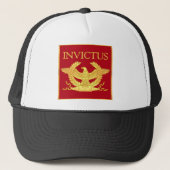 Invictus Eagle op rood Trucker Pet (Voorkant)