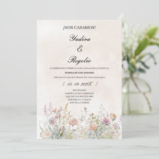 Invitacion de boda de flor silvestre kaart (Staand voorkant)