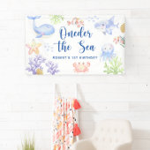 Invoering van het Zee van de eerste verjaardag ond Spandoek (Insitu)