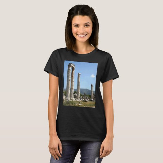Ionische zuilen van de tempel van Aphrodite Aphrod T-shirt (Voorkant volledig)