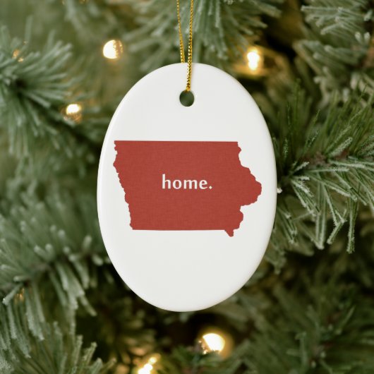 Iowa Map Shaped Home Iowan Red Hawkeye Keramisch Ornament (Boom)