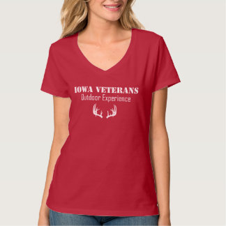 Iowa Veterans Outdoor Experience R.E.D. V-hals T-shirt