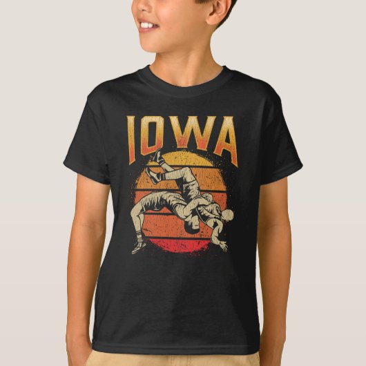 Iowa Wrestling Sport Fighter Wrestlers Retro T-shirt (Voorkant)