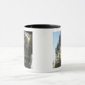 Iraakse luchtmacht werft mars mok (Midden)